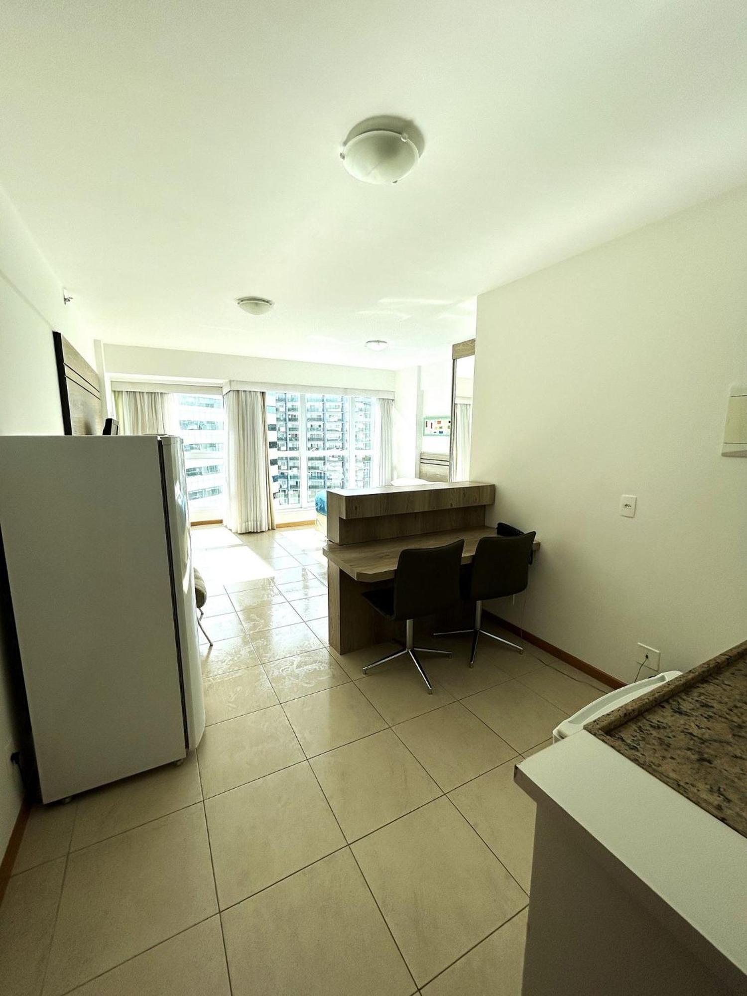 Appartamento Sm1517 Em Frente Ao Conjunto Nacional *